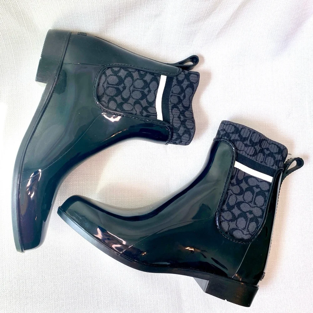 Coach Rivington Rain Bootie 8B Black Chelsea Ankle Logo - Picture 4 of 10